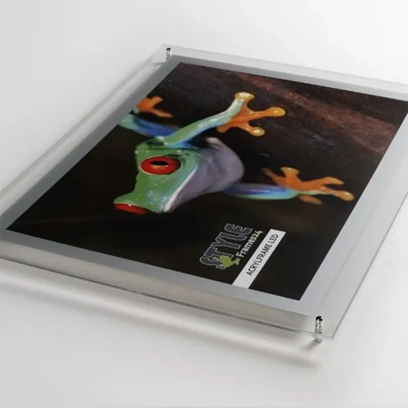 ACRYLFrame LED